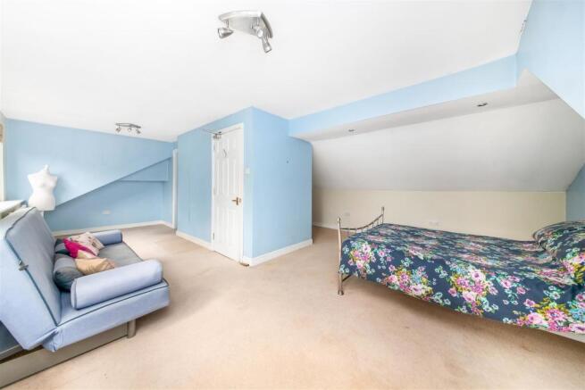 BEDROOM FIVE