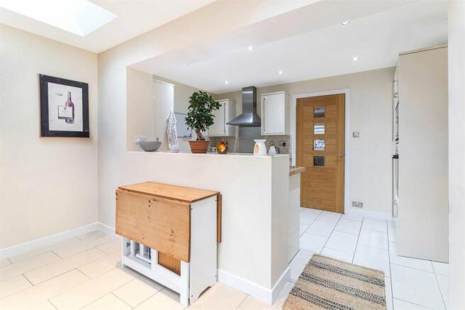 Dining/Kitchen