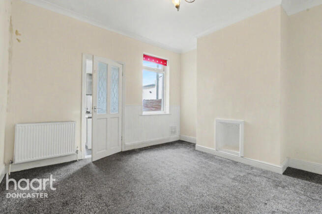2 bed Terraced for sale Image 5