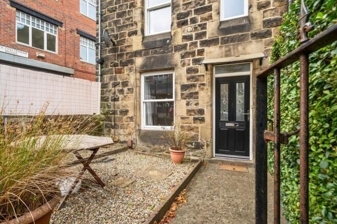 3 bed Terraced for sale Image 5