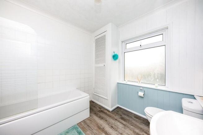 Bathroom / WC
