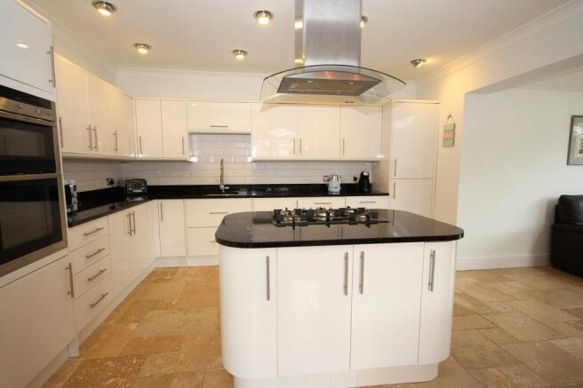 21 Park Walk ANLABY (29)_lzn.jpg