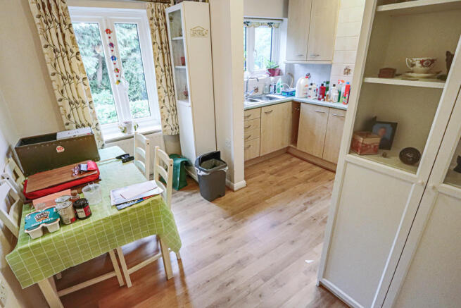 Photo 6