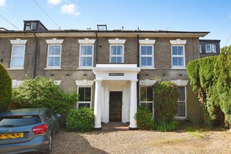 Charnwood Road, Salisbury ***VIDEO TOUR***