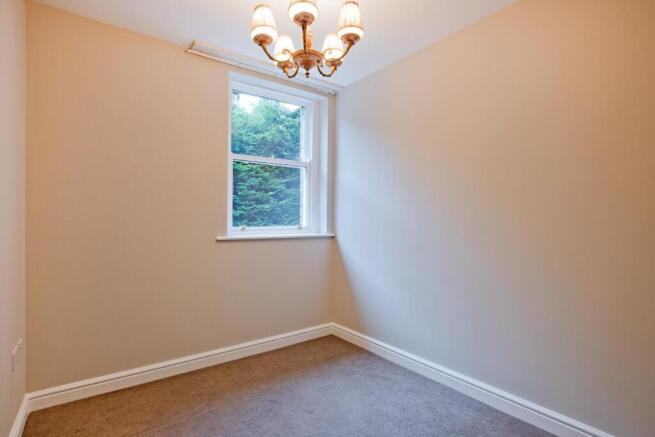 2 bed Apartment for sale Image 8