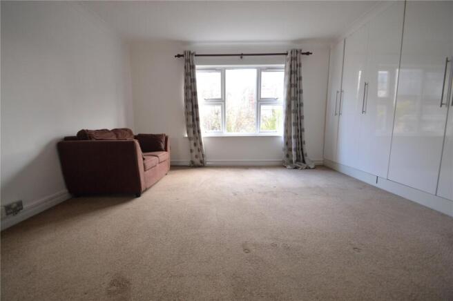 Lounge/Bedroom