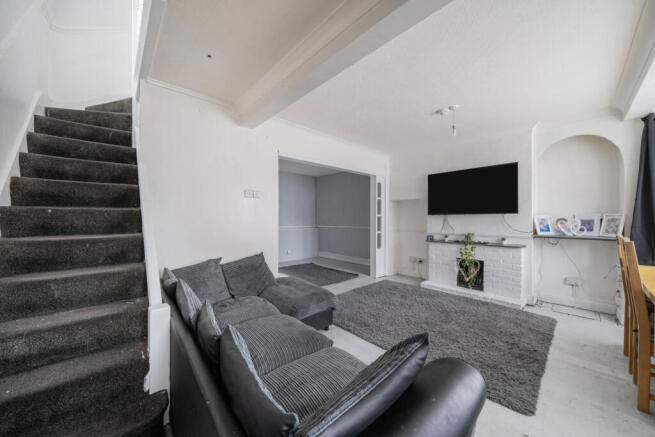 1359885-2-68d6bfd...