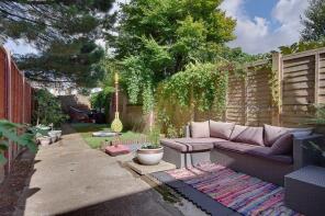 30a, Coronation Avenue, Bournemouth BH9 1TN