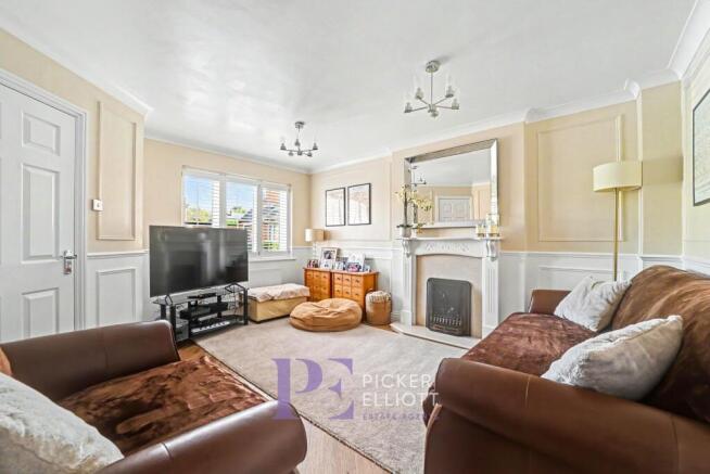 Cadeby Close, Hinckley, LE10 photo 4