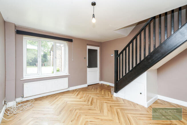 2 bed Semi-Detached for sale Image 8