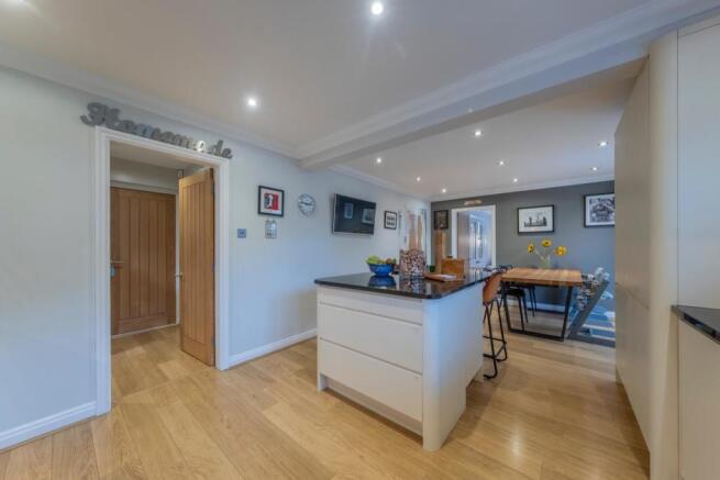 20 Sandington Drive-008.JPG