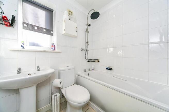 27 Thingwall Road, Wirral, CH61 photo 4