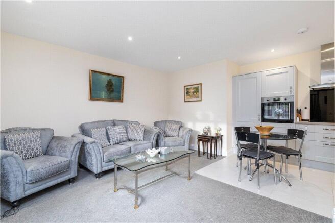 2 bed Bungalow for sale Image 5
