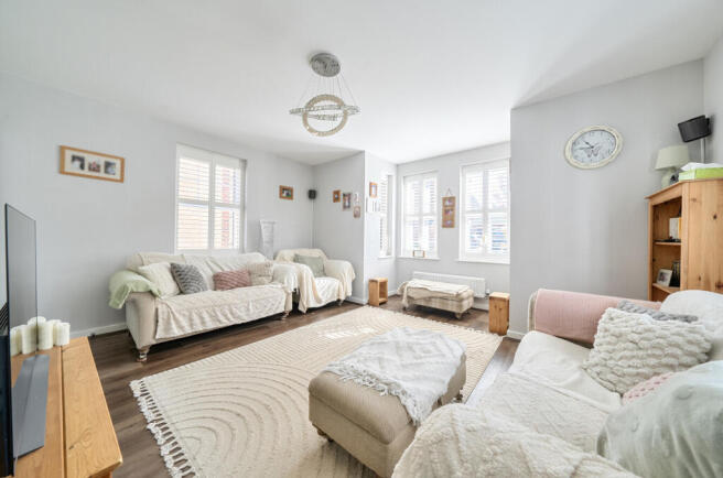 1439992-1-69d639a...