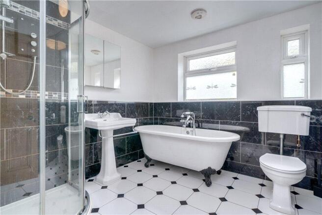 3 bed Bungalow for sale Image 11