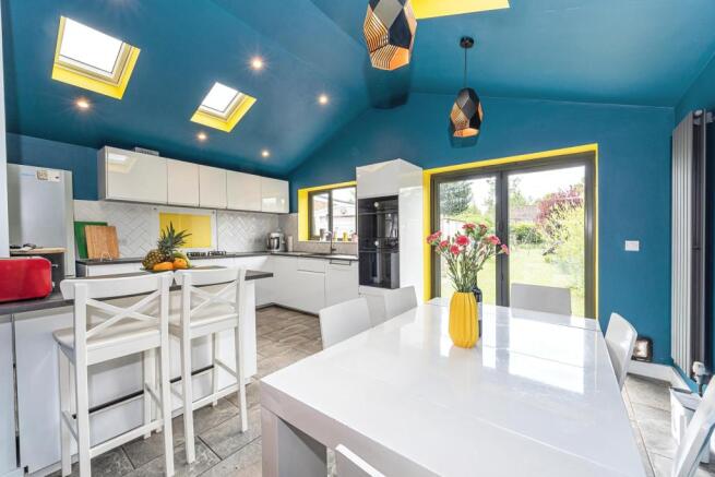 Kitchen/Breakfast