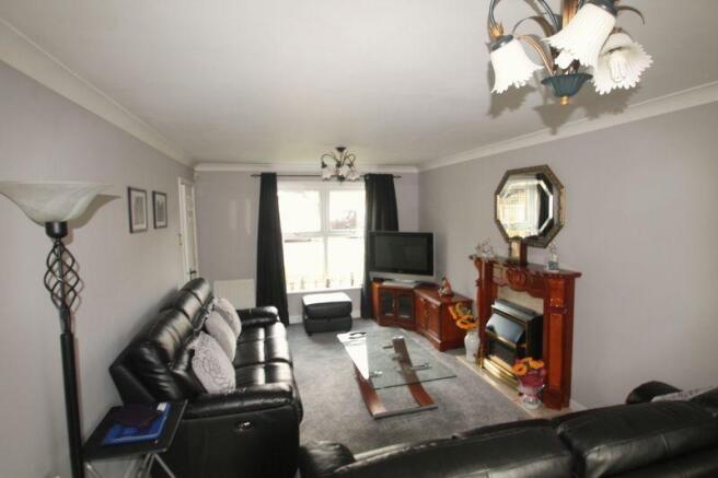 LOUNGE 2