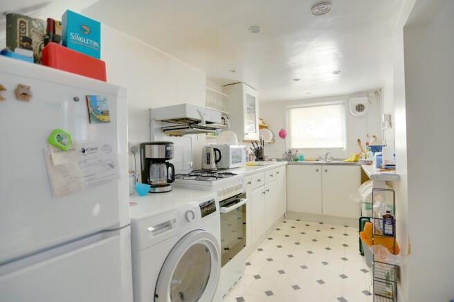 Colvestone Crescent, Hackney, E8 2LH photo 4