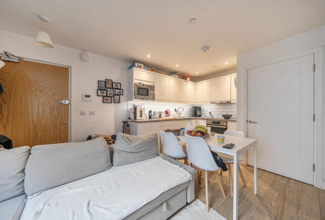 1417149-5-699f378...