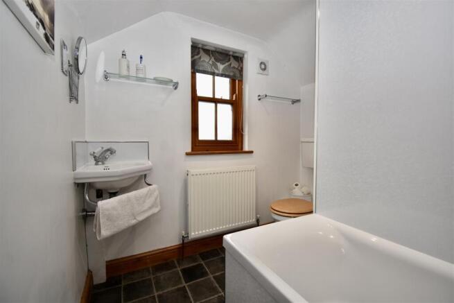 2 bed Terraced for sale Image 11