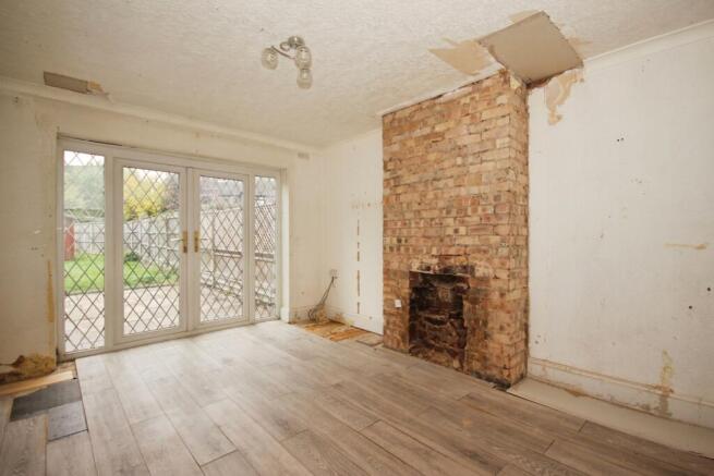IMAGE 3