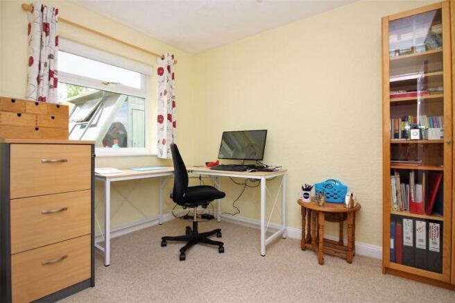 Study/Bedroom 5