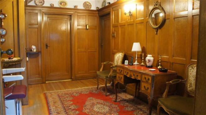 RECEPTION HALLWAY