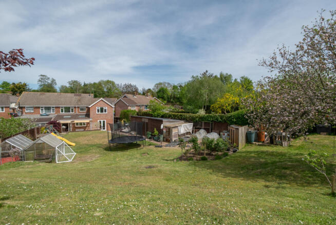Earls Close, Bishopstoke, SO50 photo 4