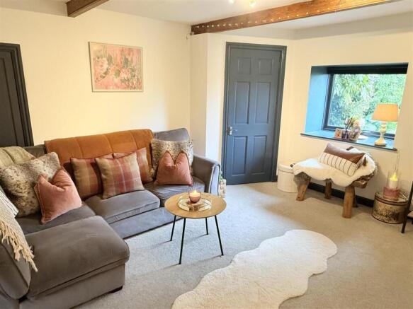 2 bed Cottage for sale Image 5