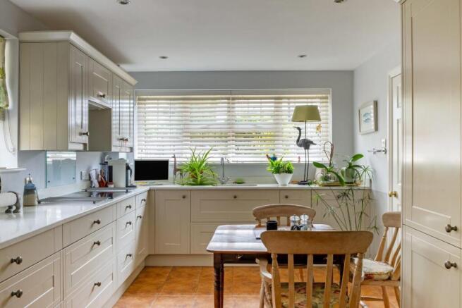 Kitchen / Breakfast