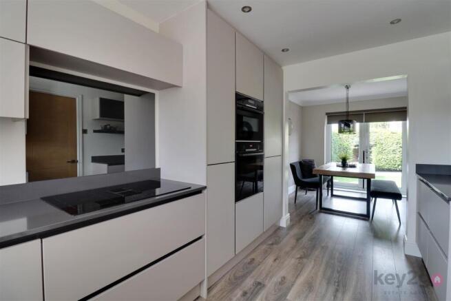 Crofters Close, Killamarsh, Sheffield, S21 photo 4