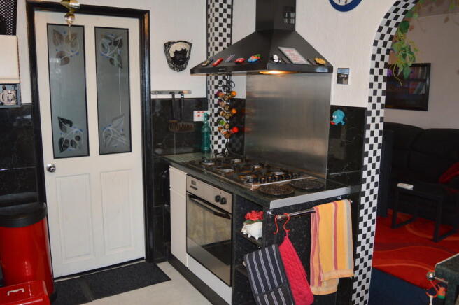 Photo 10