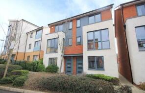 10, Midgham Way, Reading RG2 0WW