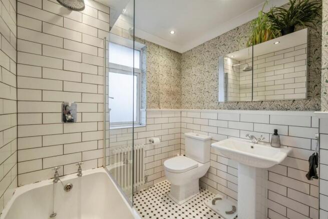 3 bed Semi-Detached for sale Image 11