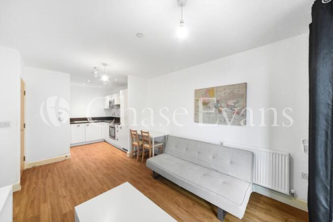 Living Area - Connau