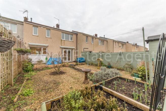 31 Radnor Way-16.jpg