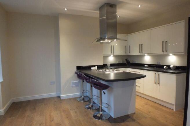 KITCHEN DINER