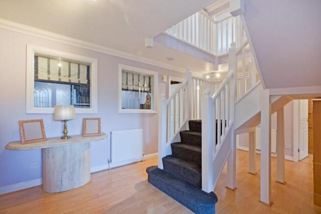 4 bed Detached for sale Image 9
