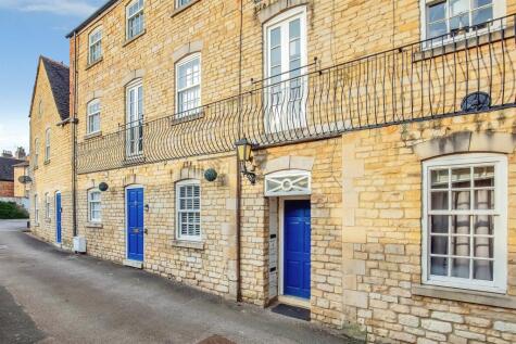 All Saints Mews, Stamford