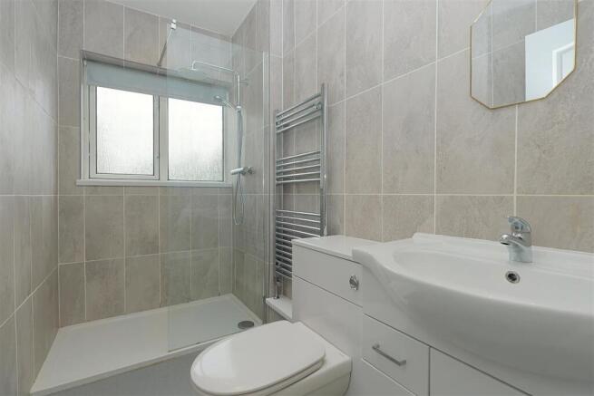 2 bed Semi-Detached Bungalow for sale Image 5