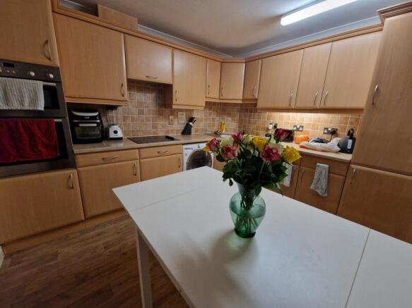 Kitchen Dining Area