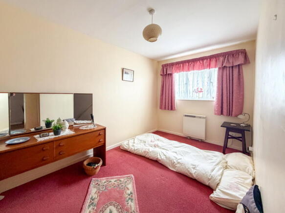3 bed Semi-Detached for sale Image 10