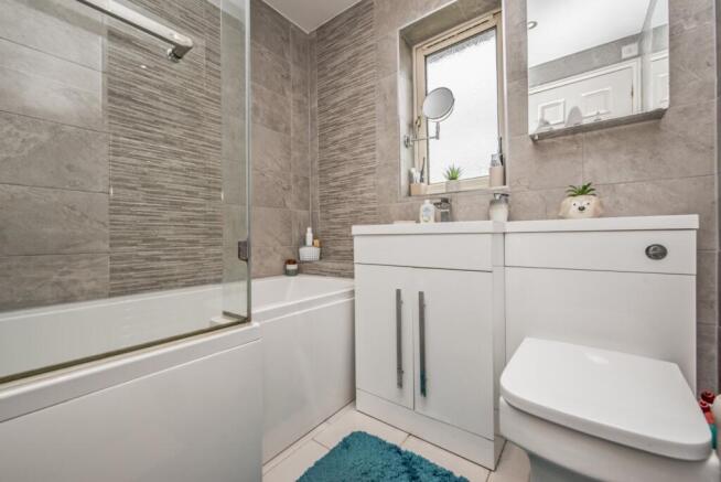 2 bed Semi-Detached for sale Image 9