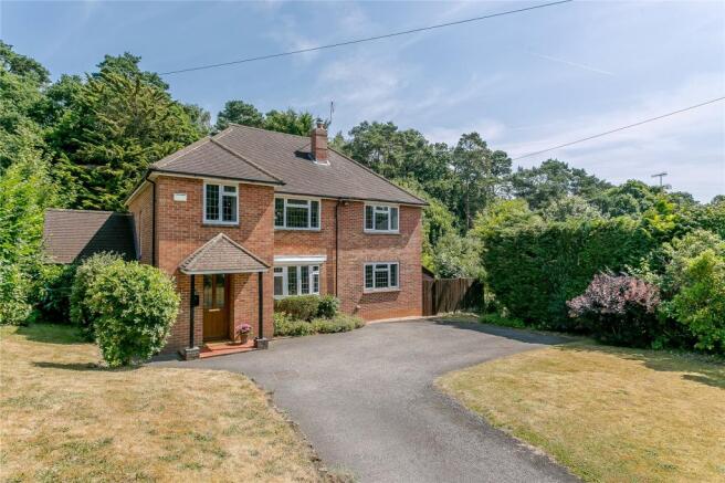 17 Sandrock Hill Rd
