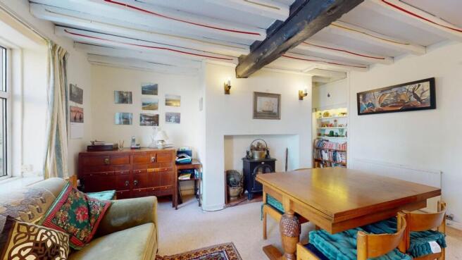 LIVING/DINING ROOM