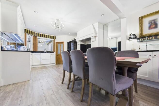 CAM01085G0-PR0663...