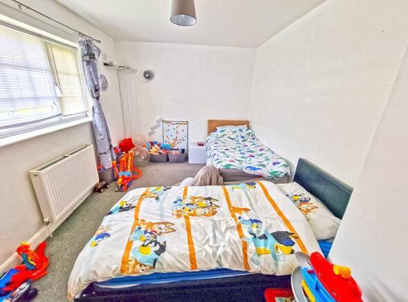 FRONT BEDROOM