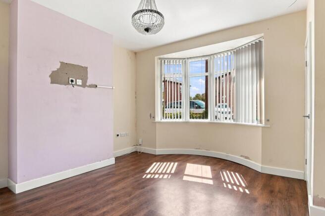 3 bed Semi-Detached for sale Image 5