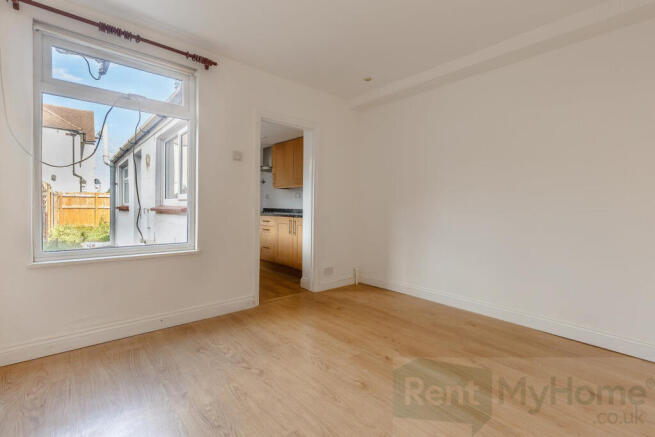 8384788-interior09-800.jpg