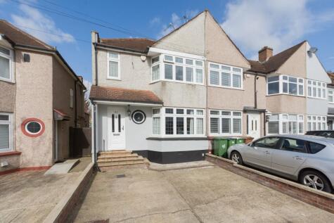 Penshurst Avenue, Sidcup, DA15